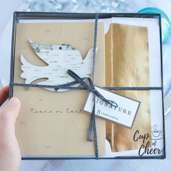 ✨2/$30 🎄Hallmark Signature 🕊 Christmas Card Set - Picture 2 of 3